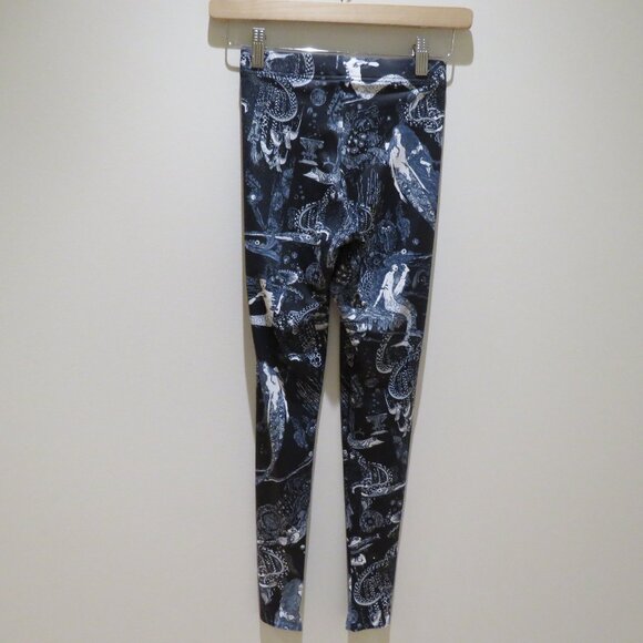 BLACKMILK Birth Of Venus Leggings Alt Punk Goth Whimsigoth Stretch Cosplay XS - Picture 13 of 15